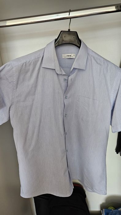 Мужские рубашки.