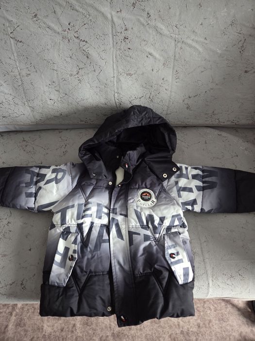 Десткая одежда идеальном состаяний