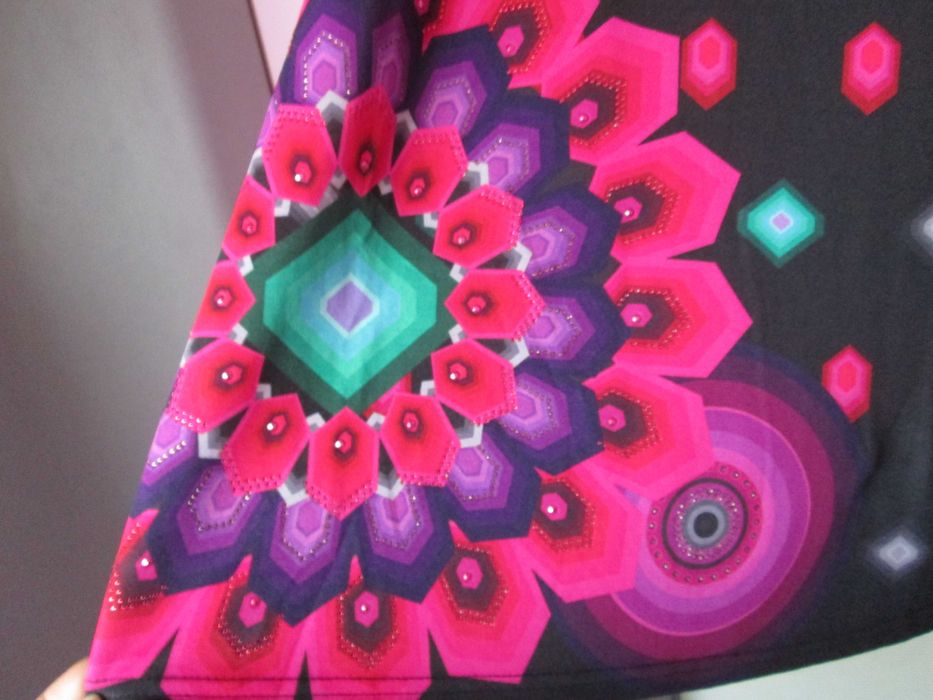 rochie vesela  eleganta S