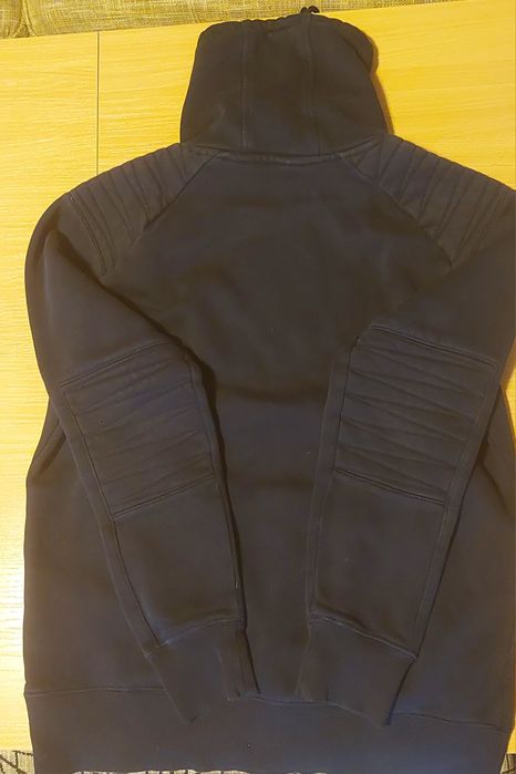 Ватирана блуза Adidas, блуза Н&М, ватирано худи Cropp