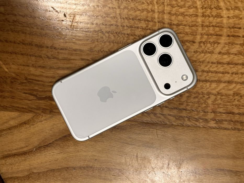 Iphone 17 Pro 256Gb sotiladi