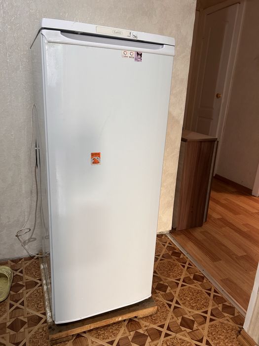 Продам холодильник