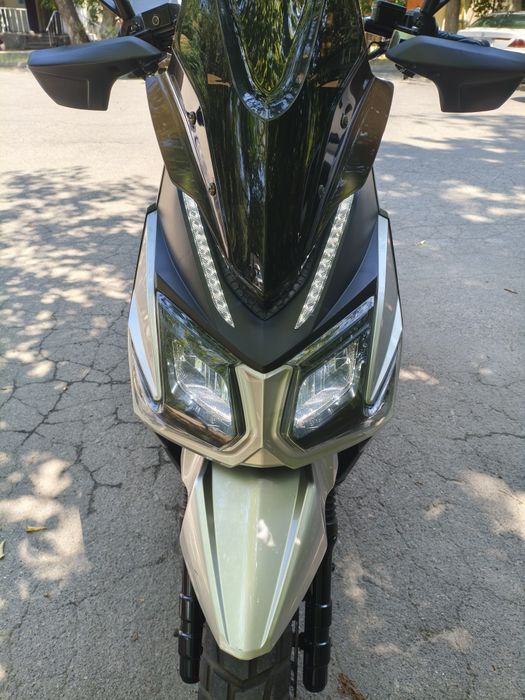Скутер Sonlink T6