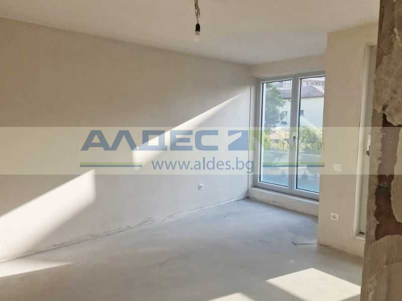 Продава се Тристаен апартамент в София, Хладилника - 92 кв.м за 2924 €/кв.м - Снимка #5