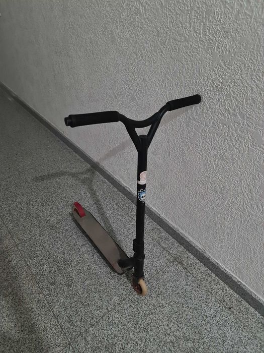 Самокат трюковой