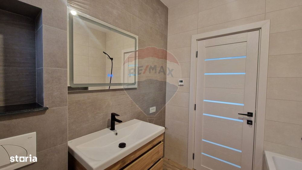 Casă / Vilă cu 3 camere de vânzare Ciocanesti
