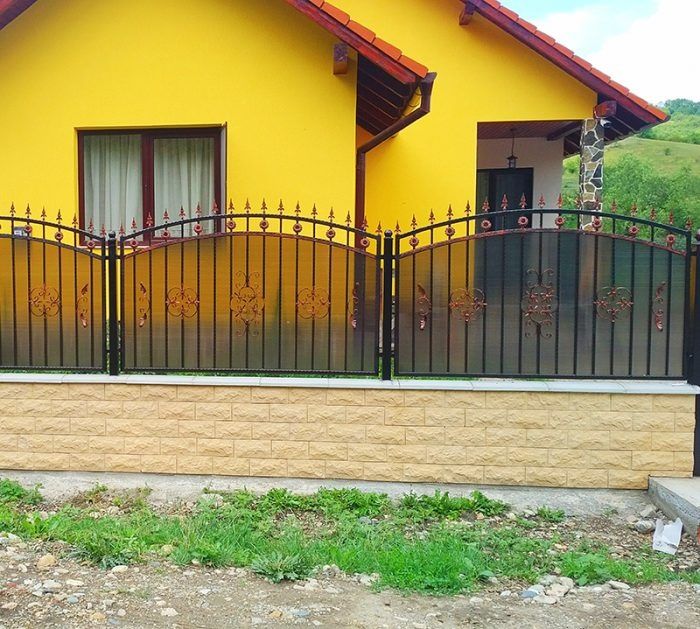 Vând garduri și porți