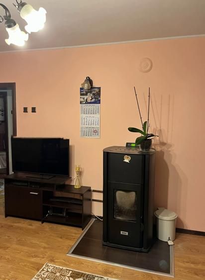 Дава се под наем Етаж от къща в София, Враждебна - 80 кв.м за 450 € - Снимка #2