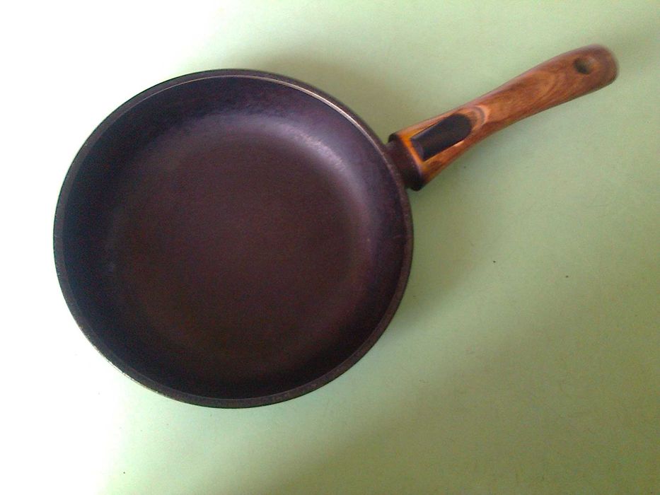 Сковородка Kukmara