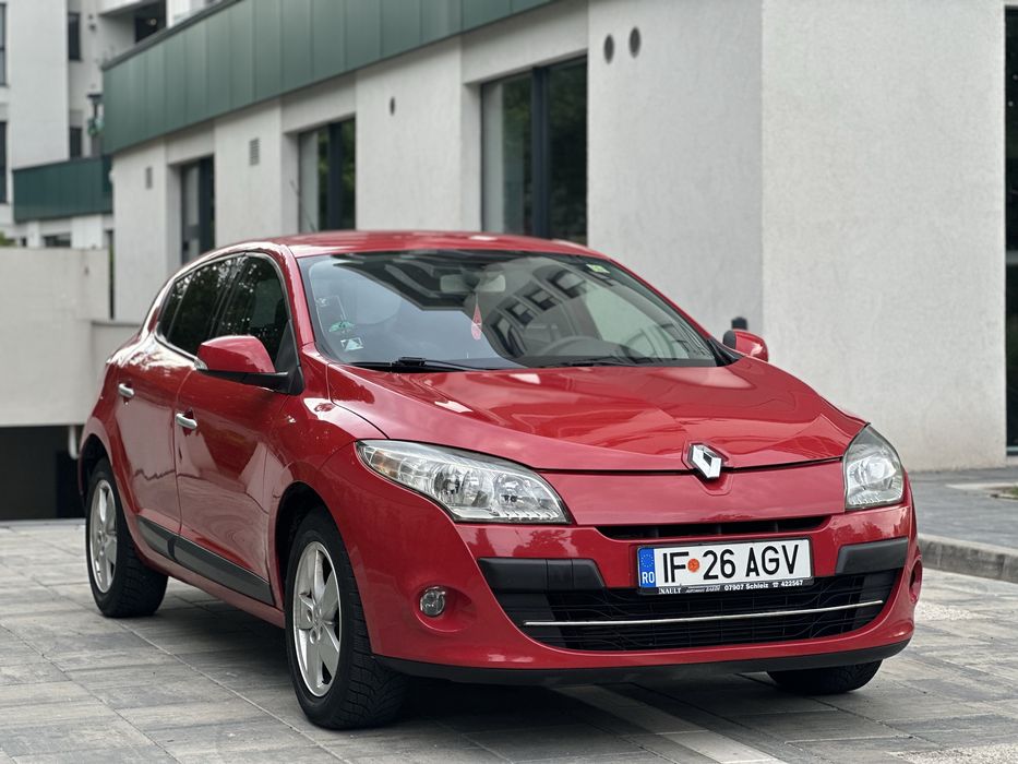 RENAULT Megane 2011 — imagine 3