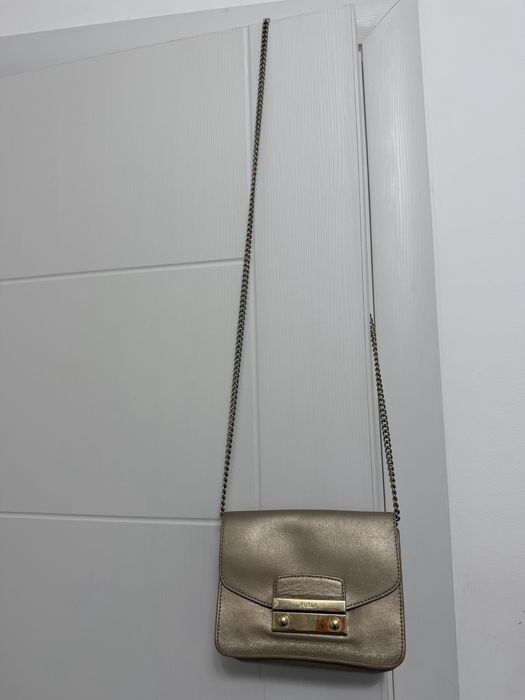 Чанта Furla, модел Metropilitan