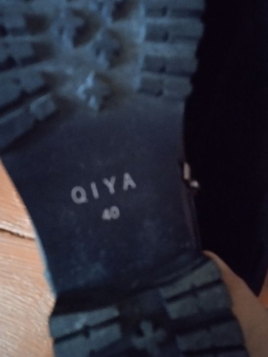 Продам зимние сапоги -батфорты