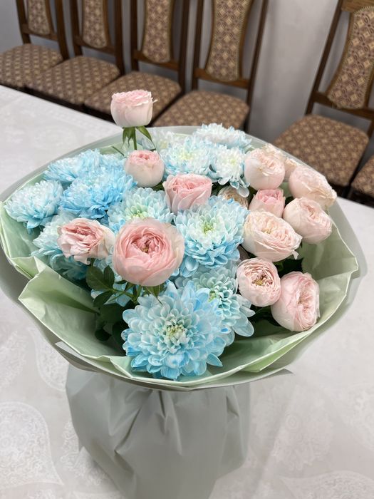 2 букет = 10000 тг