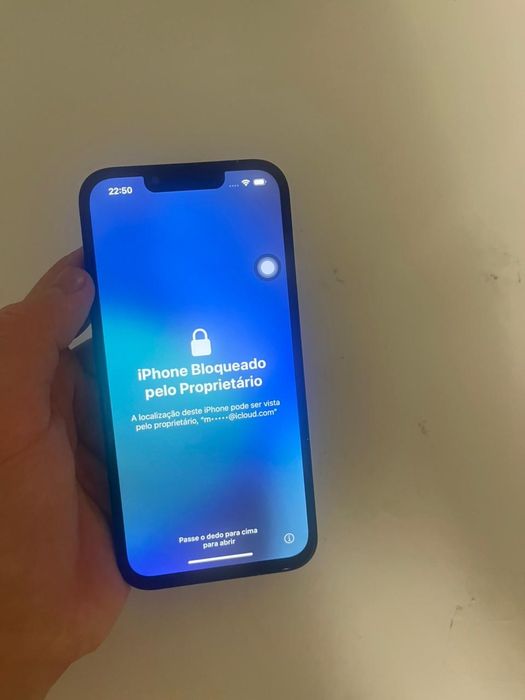 Айфон 13 заблокирован