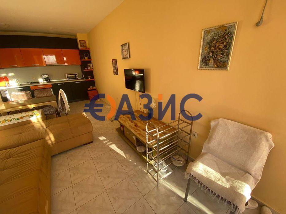 Продава се Двустаен апартамент в к.к. Слънчев бряг - 46 кв.м за 898 €/кв.м - Снимка #8