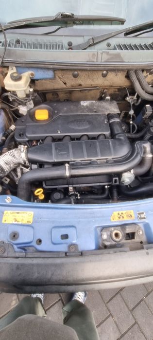 Vând land rover freelander