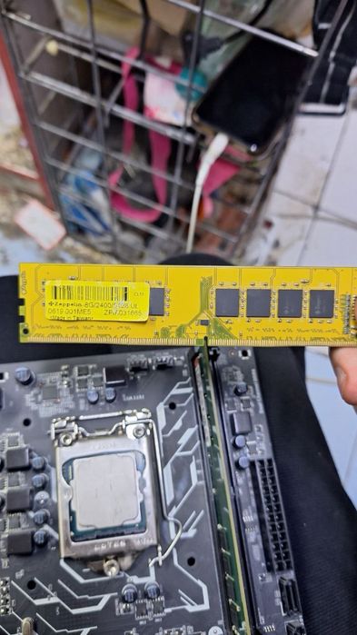 Продам материнскую плату