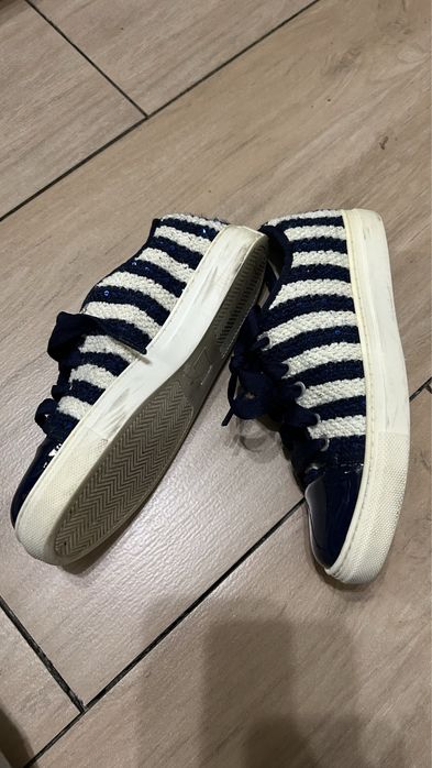 Кроссовки детские