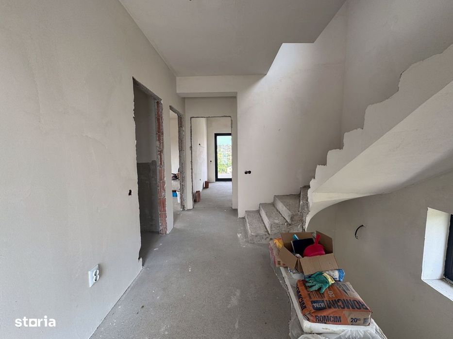Casă individuală 160mp utili, teren 873 mp, panoramă superba - Feleacu