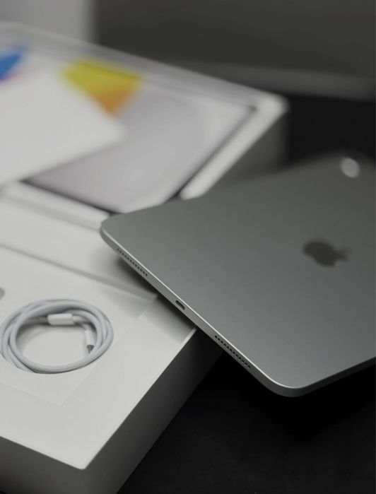 Продам Ipad 11 (a16)