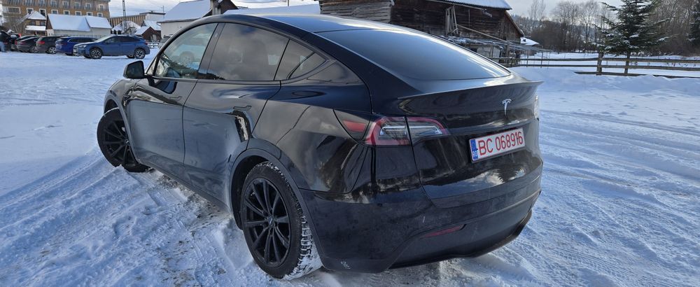 tesla model y performance   534cp