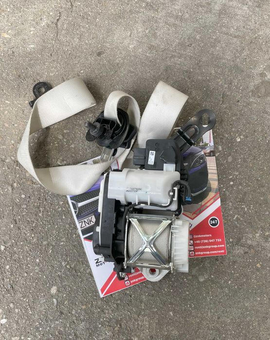 BMW G11 G12 seria 7 - centura de siguranta sofer / pasager fata - BEJ