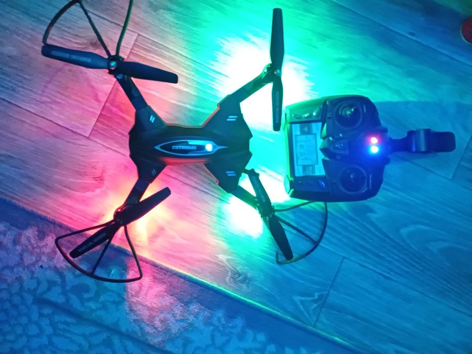 Продаю квадрокоптер