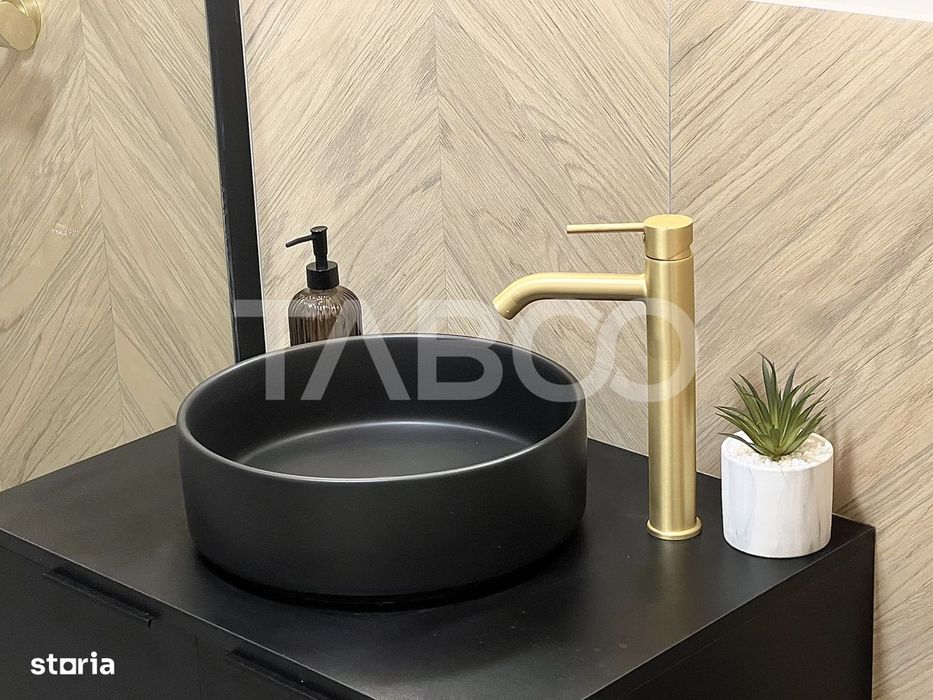 Apartament cu 2 camere de vanzare in Floresti nou cu balcon la cheie