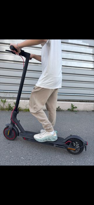 Trotineta electrica Xiaomi Mi Pro 2