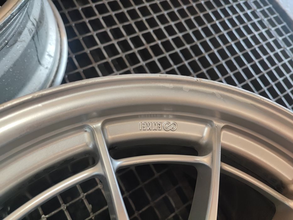 Enkei nt03+m 18x8.5/10 5x120