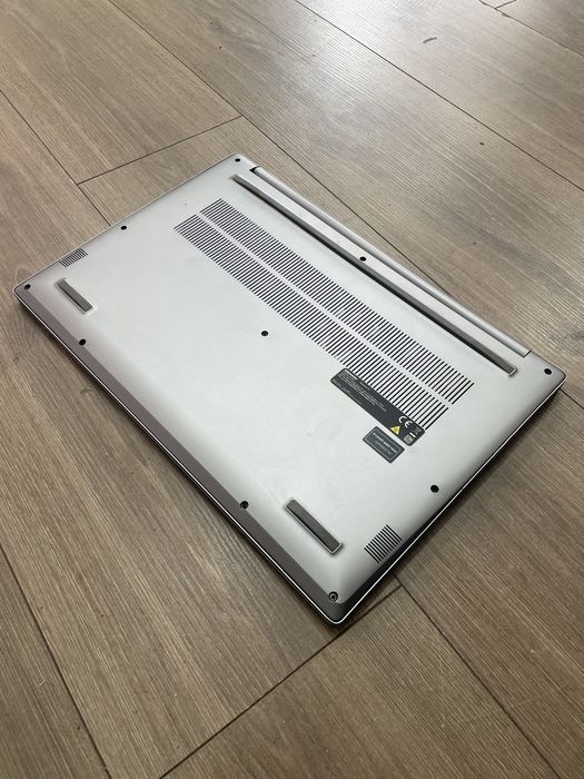 Laptop Medion Akoya P15647
