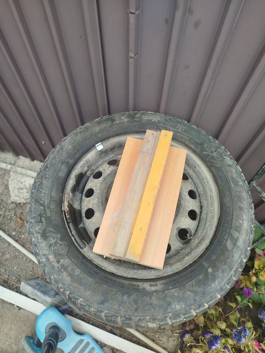 Продам шина за 35000к