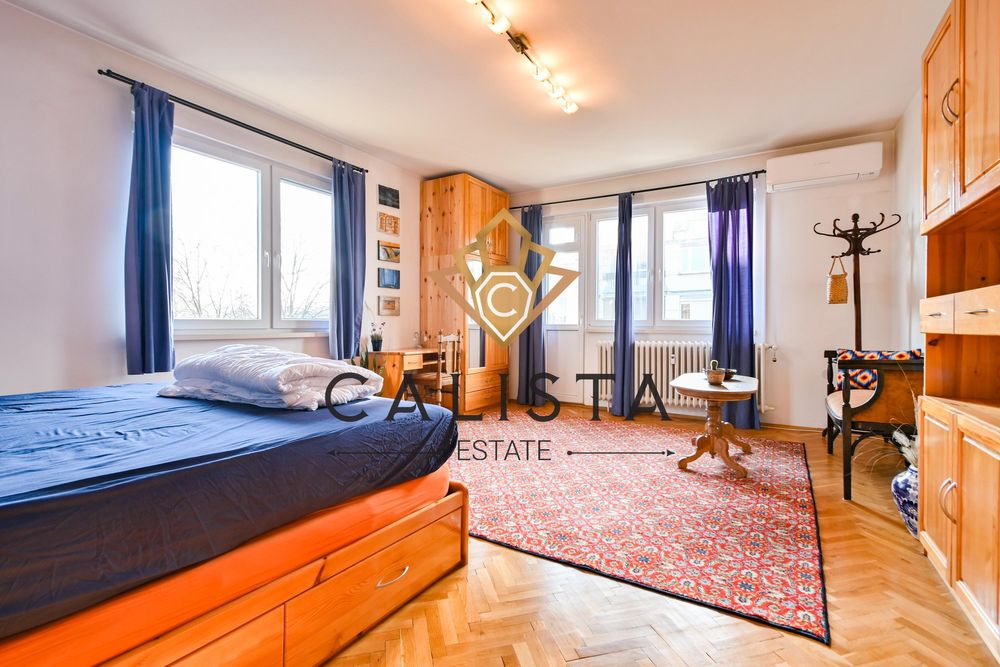 Дава се под наем Тристаен апартамент в София, Център - 135 кв.м за 1099 € - Снимка #12