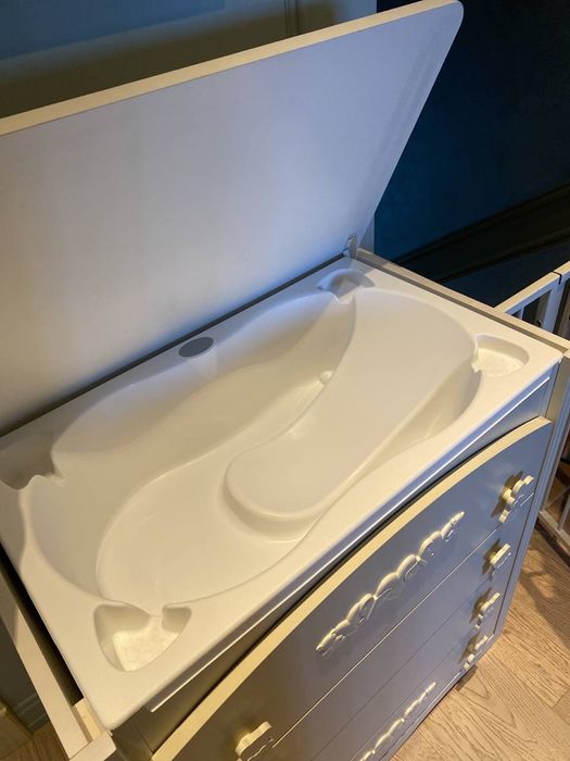 Детский комод с ванночкой  из дерева