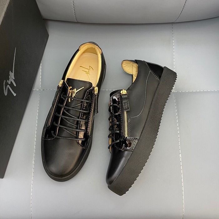 Guiseppe Zanotti