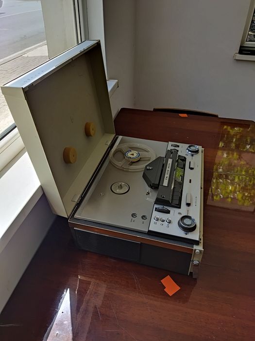 Продавам GRUNDIG-TK 320 HI-FI