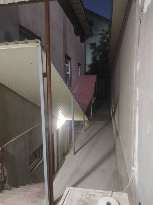 Новый дом в Яшнабадском районе на 4 сотки в дол дороги