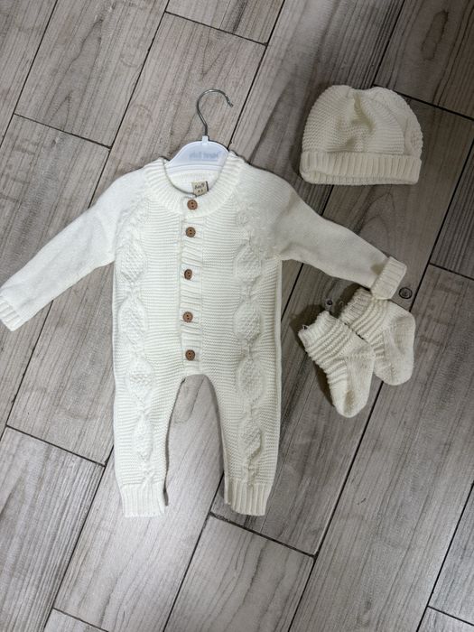 Вязанный комбенизон