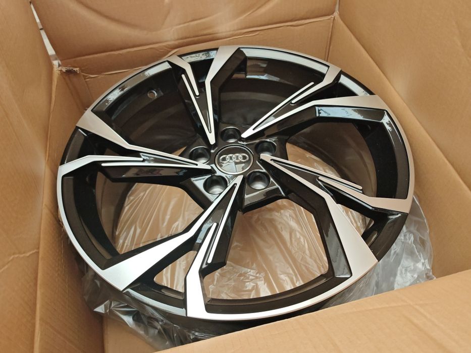jante de aliaj pentru Audi pe 19 marca rc wheels model 200