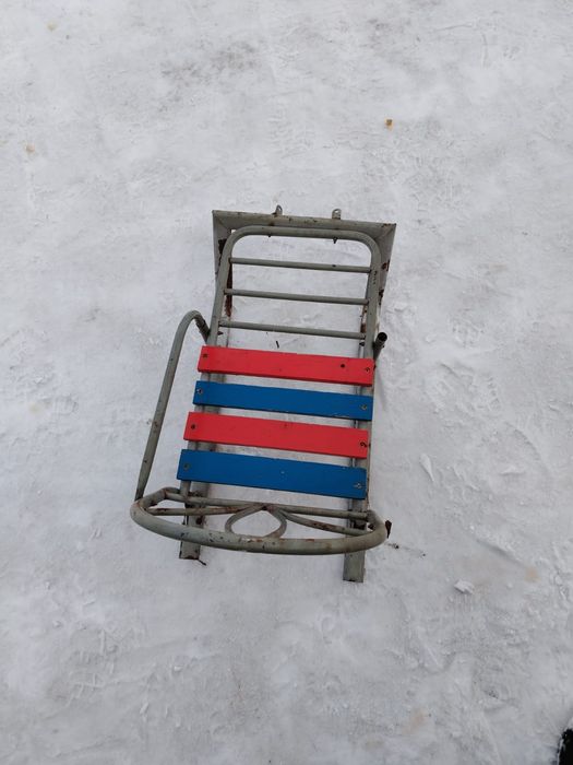 Продам санки недорого