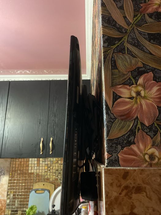 телевизор LG, прстой