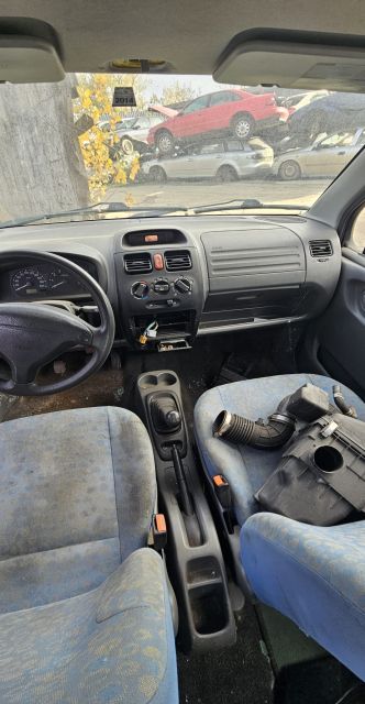 Macara geam fata dreapta manuala Suzuki Wagon R+ 2002