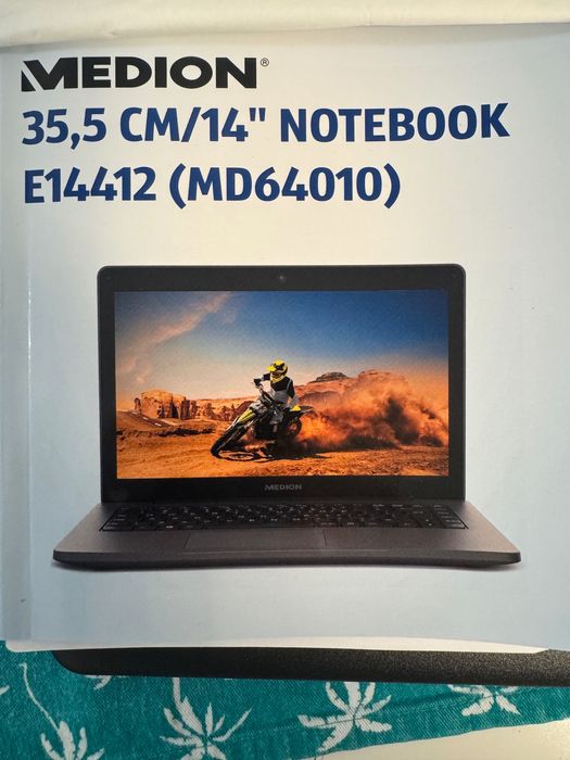 Laptop educational Medion E14412 HD de 35,5 cm 14 inch Intel Core i5