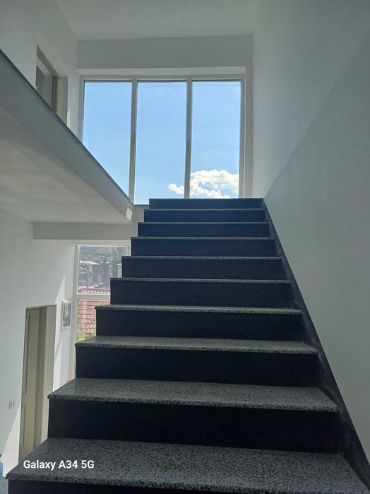 Inchiriez spatiu comercial -birouri,cabinete, fitnes-165mp