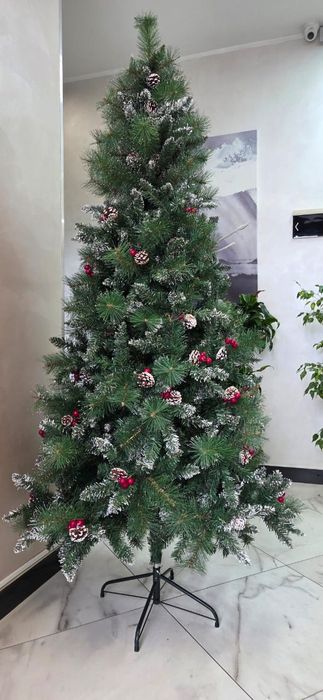 Продам красивую елку