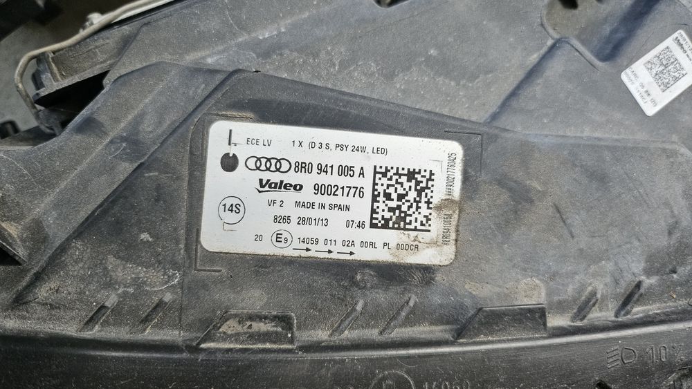 Far audi Q5 stânga dreapta