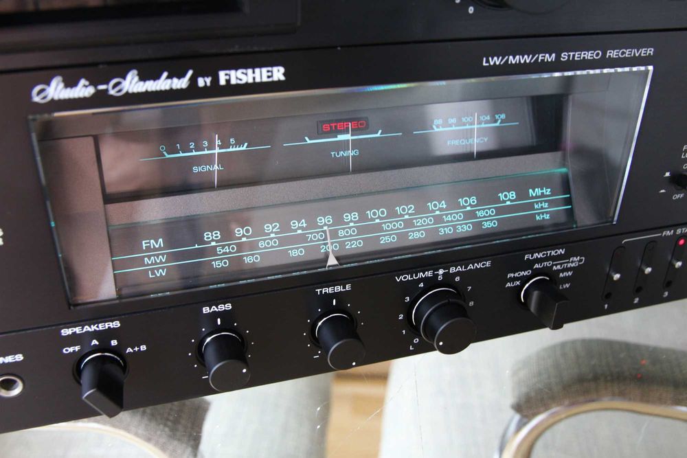 Sistem audio format din Fisher RS-3030 receiver si CR-4120M casetofon deck complet revizuite.