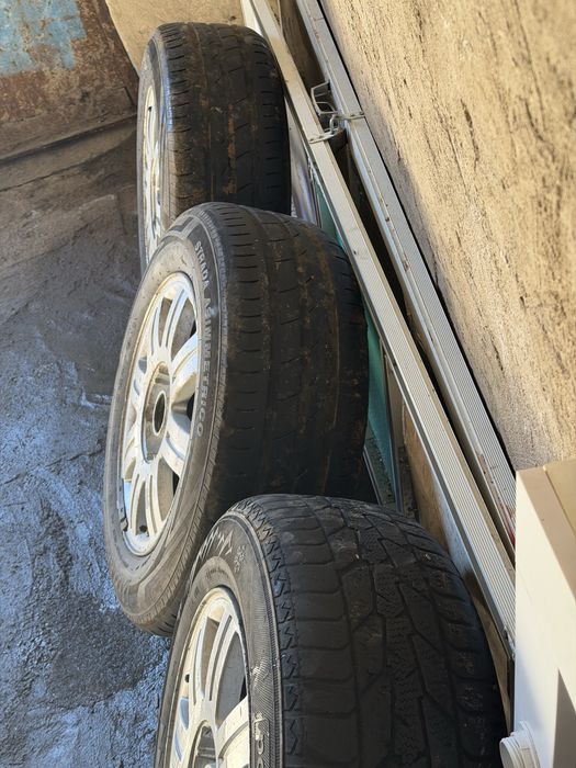 Продам колеса в сборе 195/65 r15.