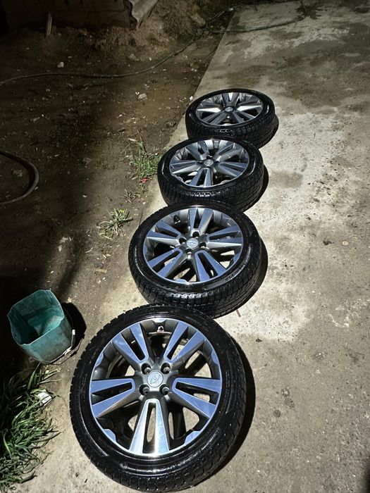 Веста крос титанка