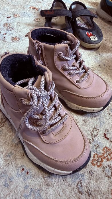 Обувь для девочки 23-26